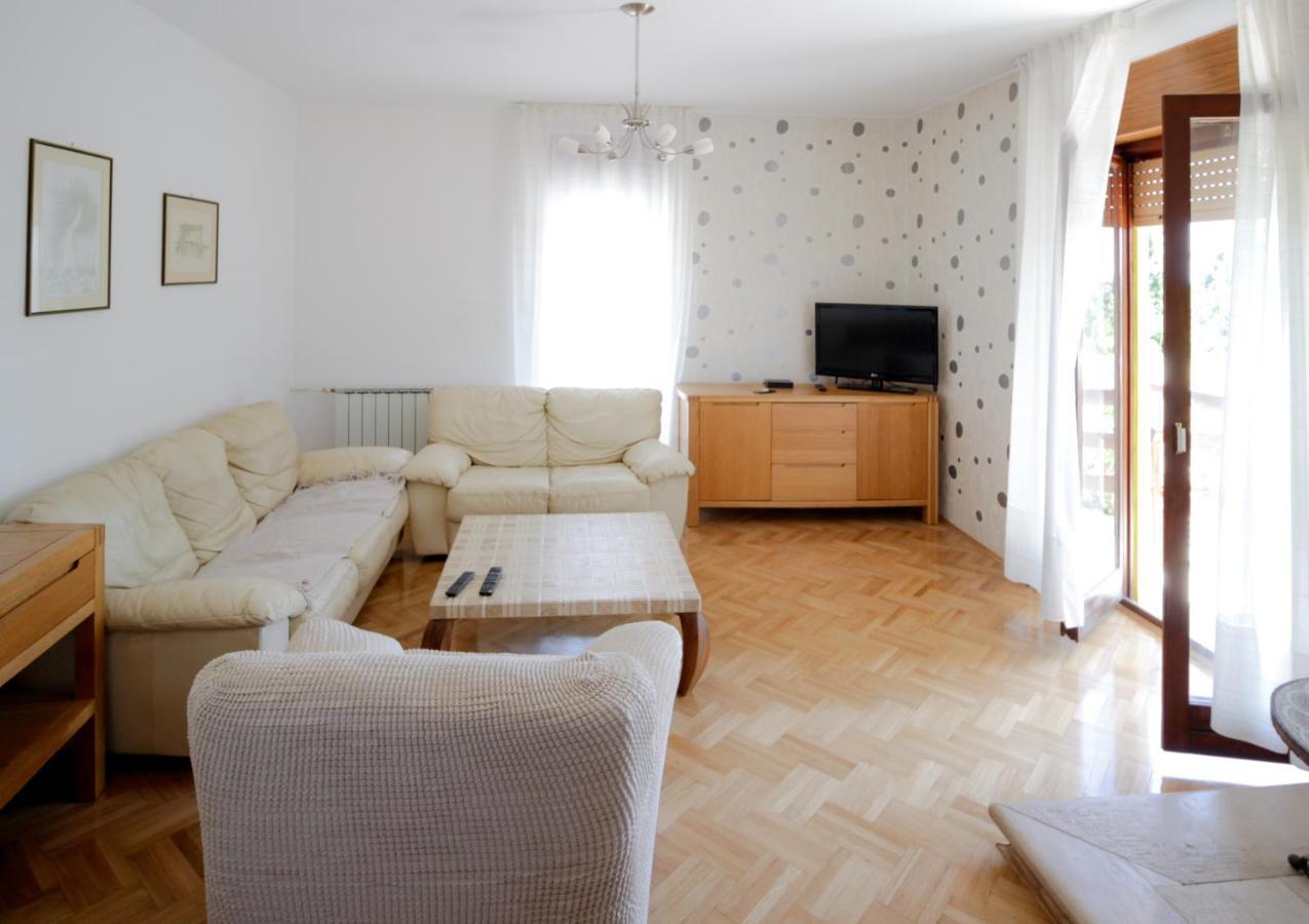 Apartment Sverko Кастав Экстерьер фото